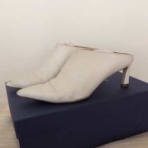 Stuart Weitzman white Mira mules US 7